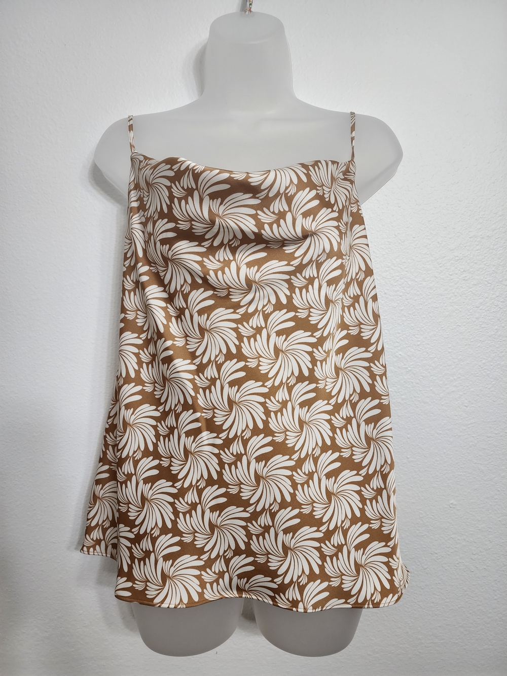 Worthington White Floral Print on Tan Blouse
